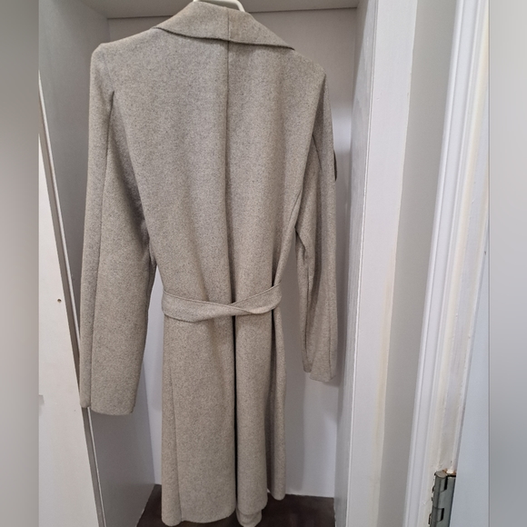 Coat - Picture 2 of 2